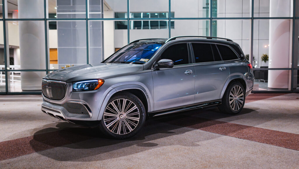Maybach GLS 600 (Light Silver) Rental