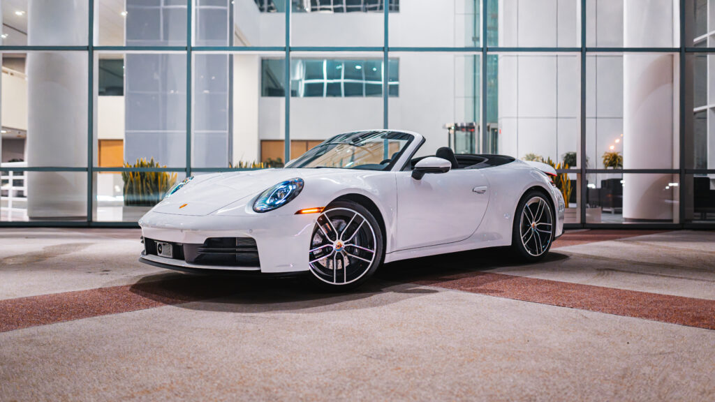 Porsche 911 Carrera Cabriolet