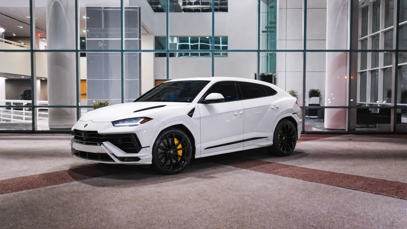 Lamborghini Urus S rental New York